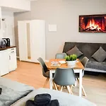 Centerapartments Tonhallenstrasse Aparthotel 4*