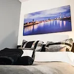 Aparthotel Centerapartments Tonhallenstrasse 4*