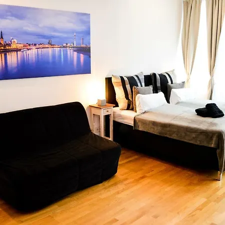 Centerapartments Tonhallenstraße 4*