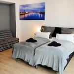 Aparthotel Centerapartments Tonhallenstrasse 4*