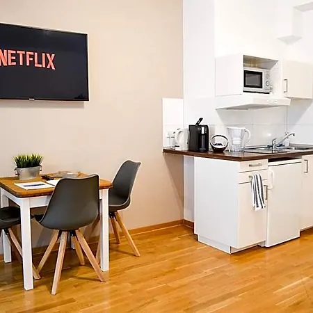 Centerapartments Tonhallenstrasse Lägenhetshotell 4*