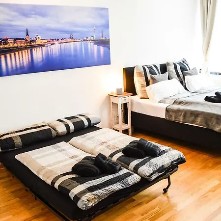 Centerapartments Tonhallenstrasse アパートホテル デュッセルドルフ