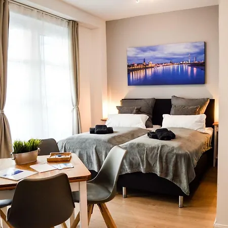 Centerapartments Tonhallenstrasse アパートホテル デュッセルドルフ