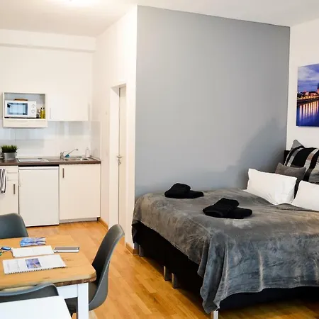アパートホテル Centerapartments Tonhallenstrasse 4*